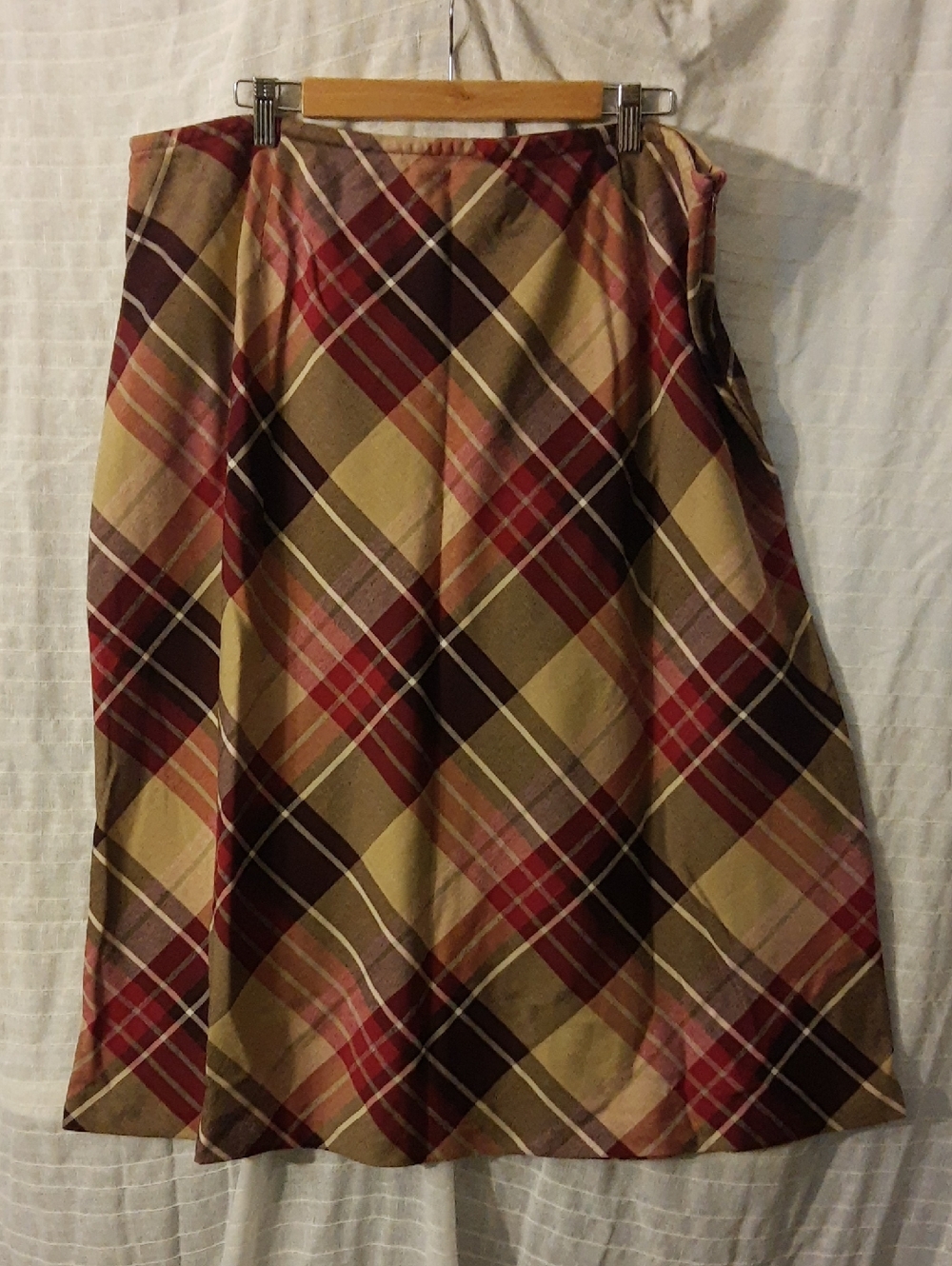 Liz Baker Plaid A-Line Skirt in Tan, Red and Purple Vintage